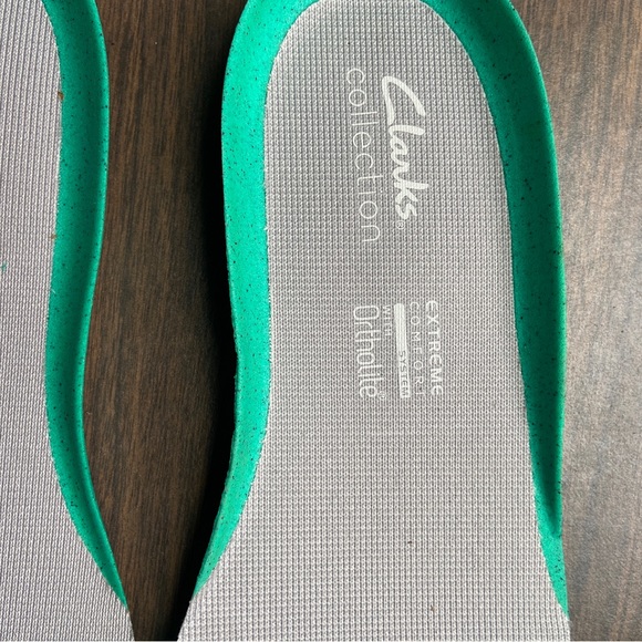 Clarks 8.5 Bushacres with extreme comfort ortholite inserts
